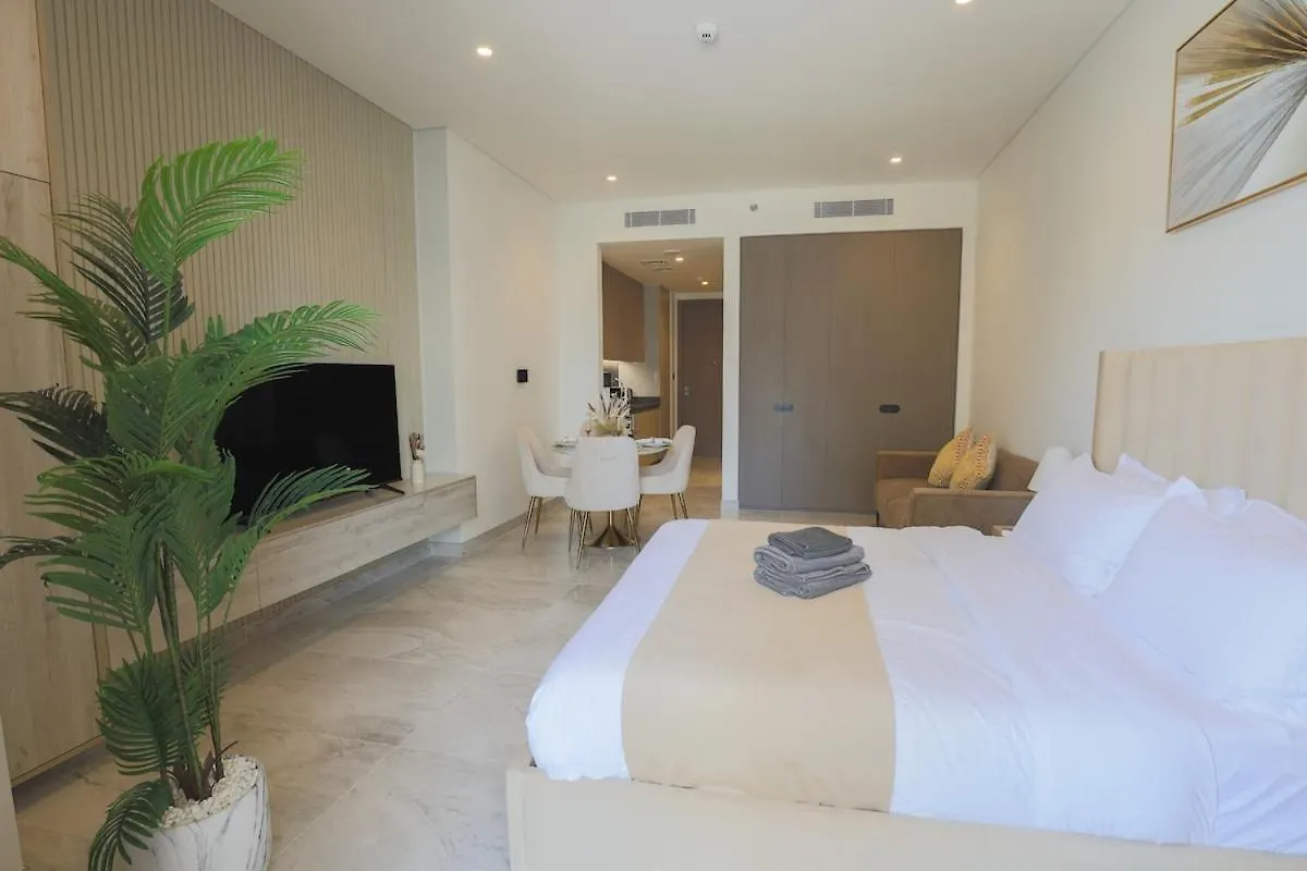 Apartment Stunning Studio In Peninsula Five Dubai United Arab Emirates
